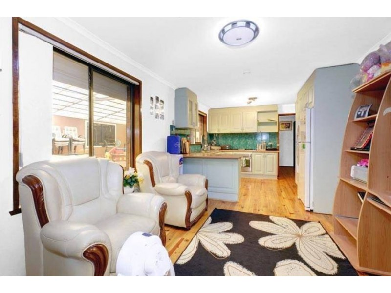 1/20 Ashleigh Crescent, Meadow Heights VIC 3048