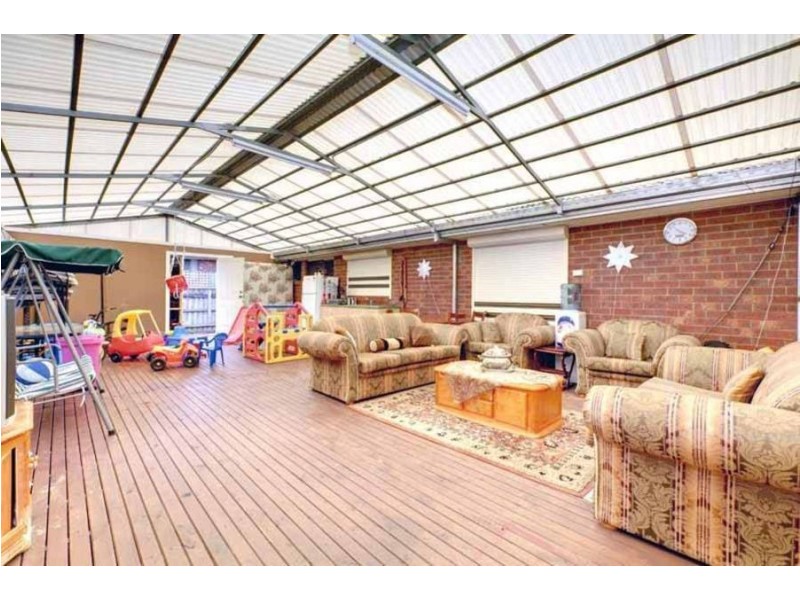 1/20 Ashleigh Crescent, Meadow Heights VIC 3048