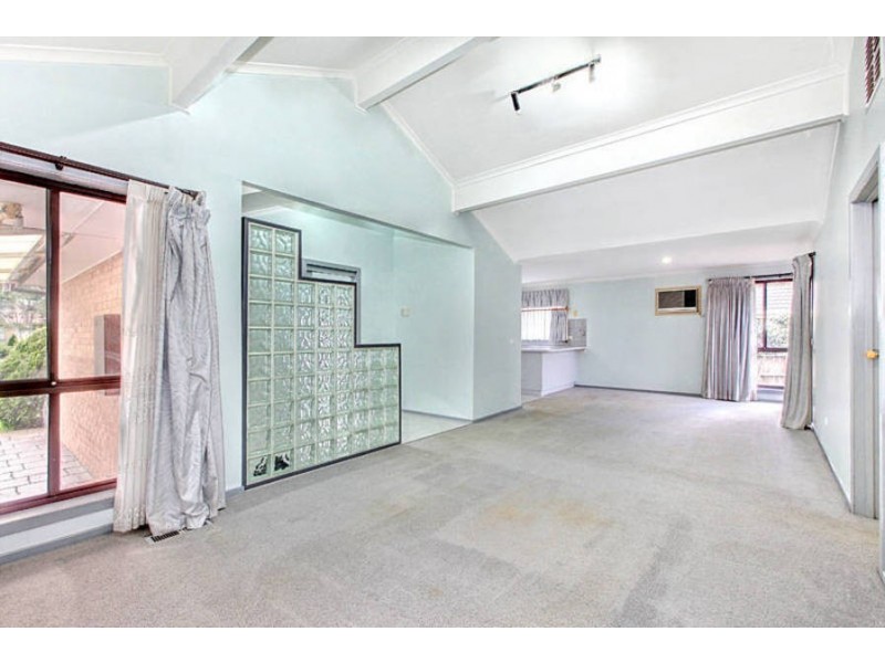 6 Yarto Court, Meadow Heights VIC 3048