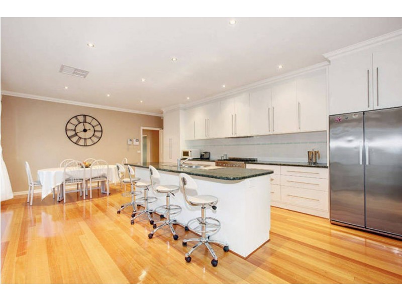 15 Edna Grove, Coburg VIC 3058