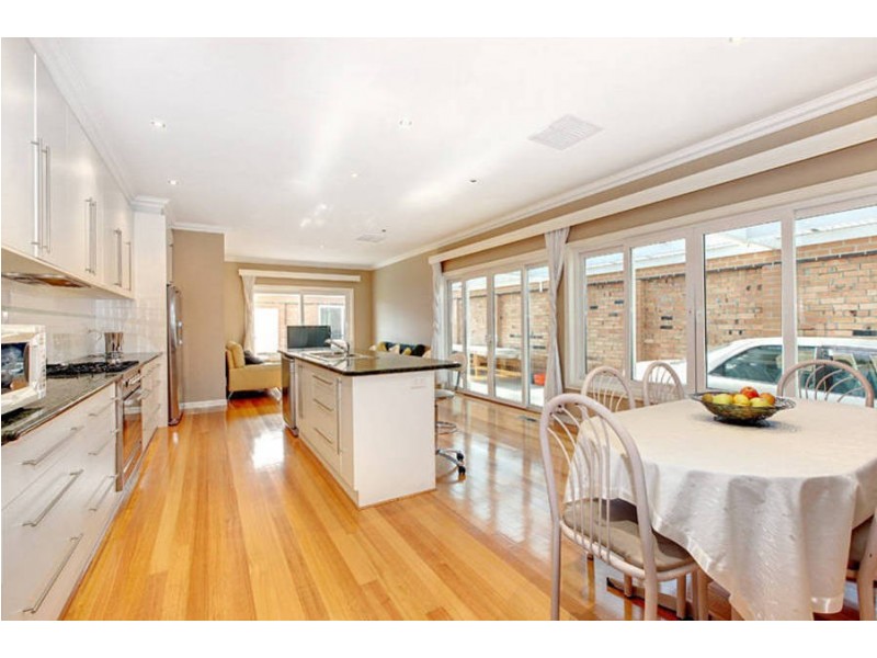 15 Edna Grove, Coburg VIC 3058