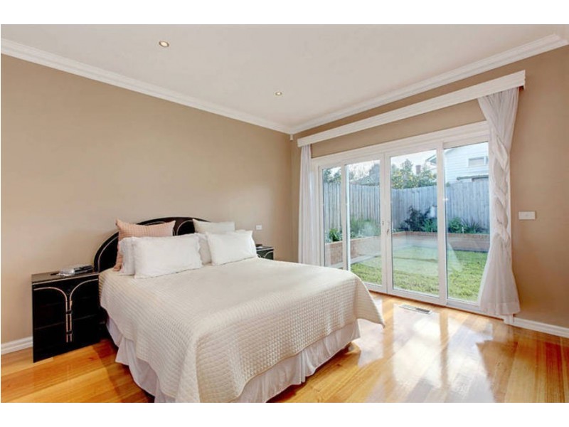 15 Edna Grove, Coburg VIC 3058