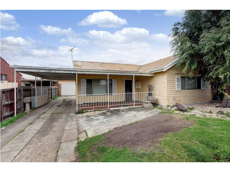 36 Bamburgh Street, Jacana VIC 3047