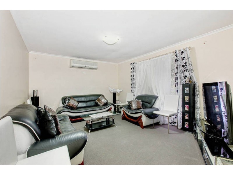 7d Rokewood Crescent, Meadow Heights VIC 3048