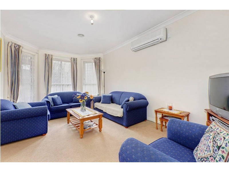 3 Alberton Way, Roxburgh Park VIC 3064