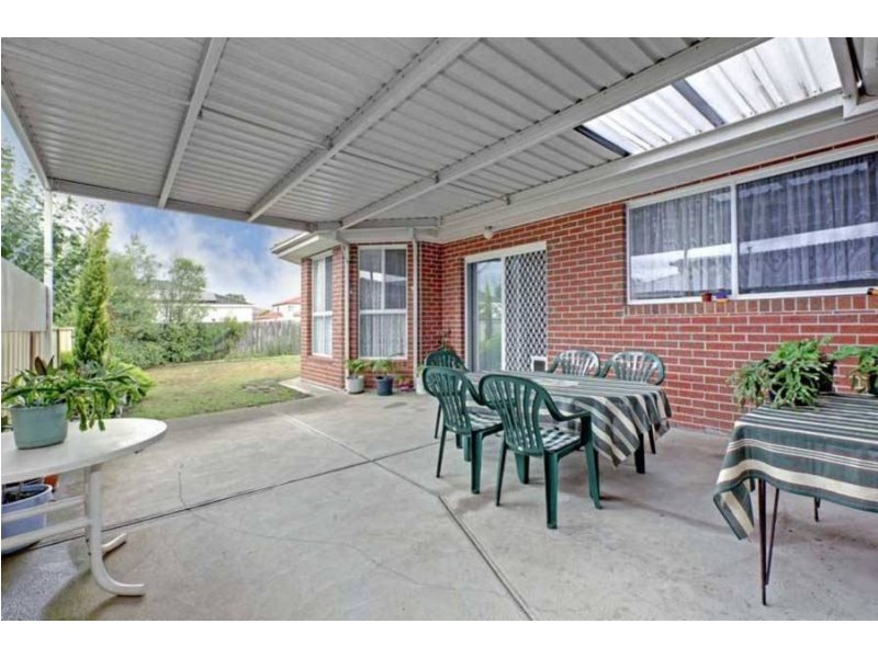 3 Alberton Way, Roxburgh Park VIC 3064