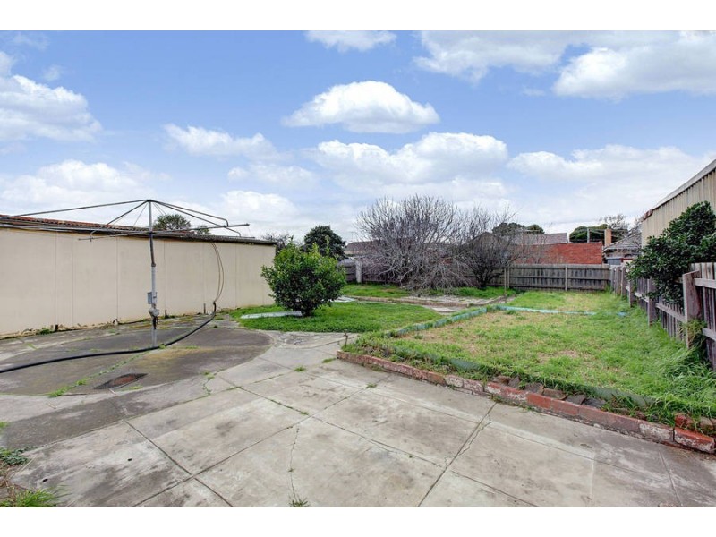 36 Bamburgh Street, Jacana VIC 3047