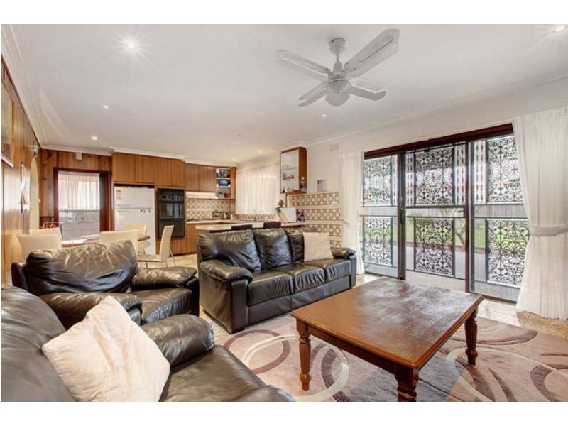 13 Regent Street, Hadfield VIC 3046