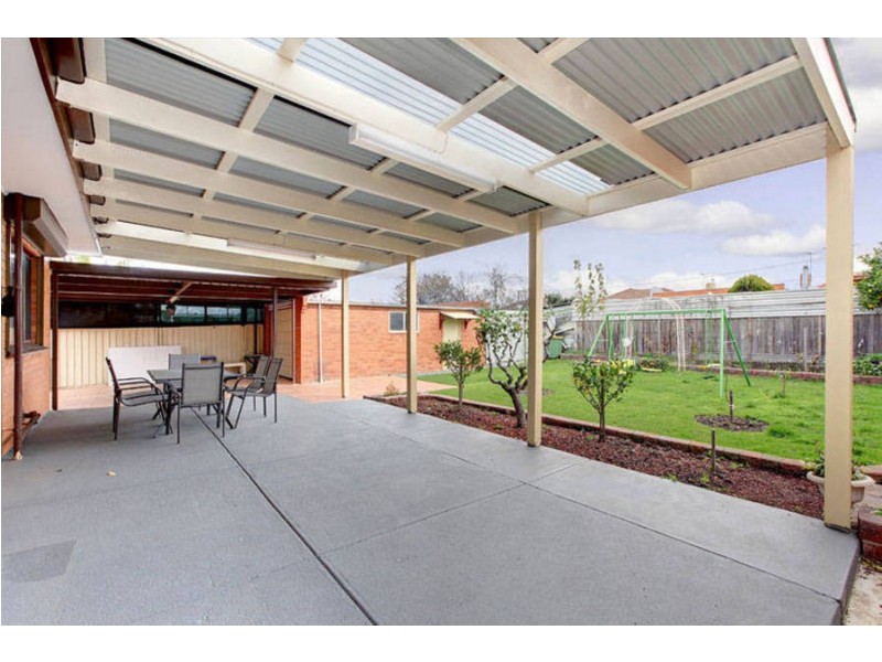 13 Regent Street, Hadfield VIC 3046