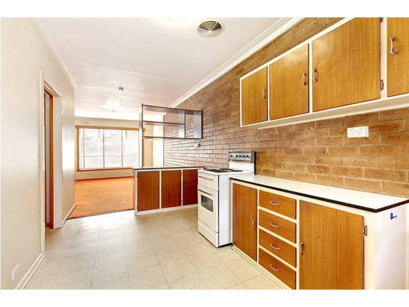 2/43 Surrey Street, Pascoe Vale VIC 3044