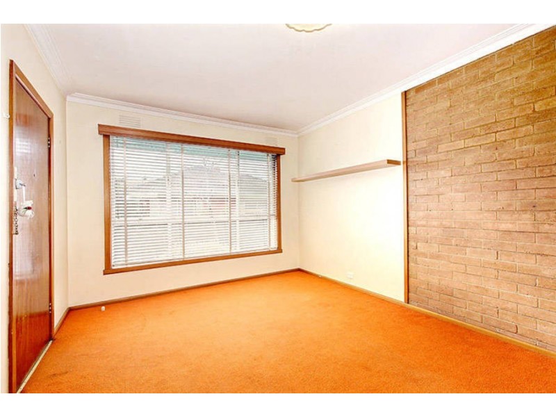 2/43 Surrey Street, Pascoe Vale VIC 3044