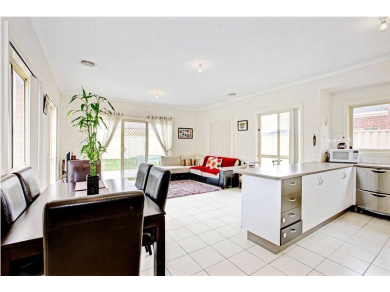 26 Malabar Street, Roxburgh Park VIC 3064