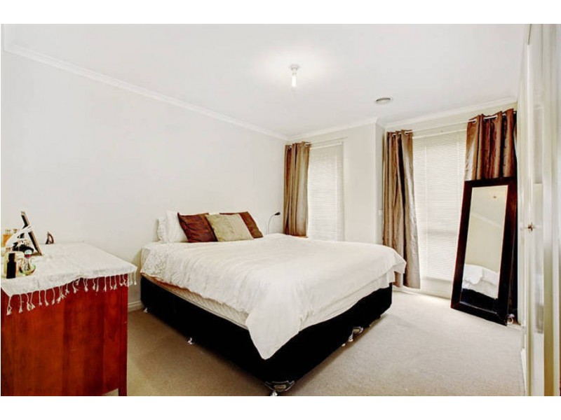 26 Malabar Street, Roxburgh Park VIC 3064