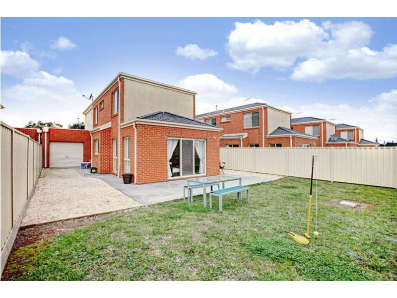 26 Malabar Street, Roxburgh Park VIC 3064