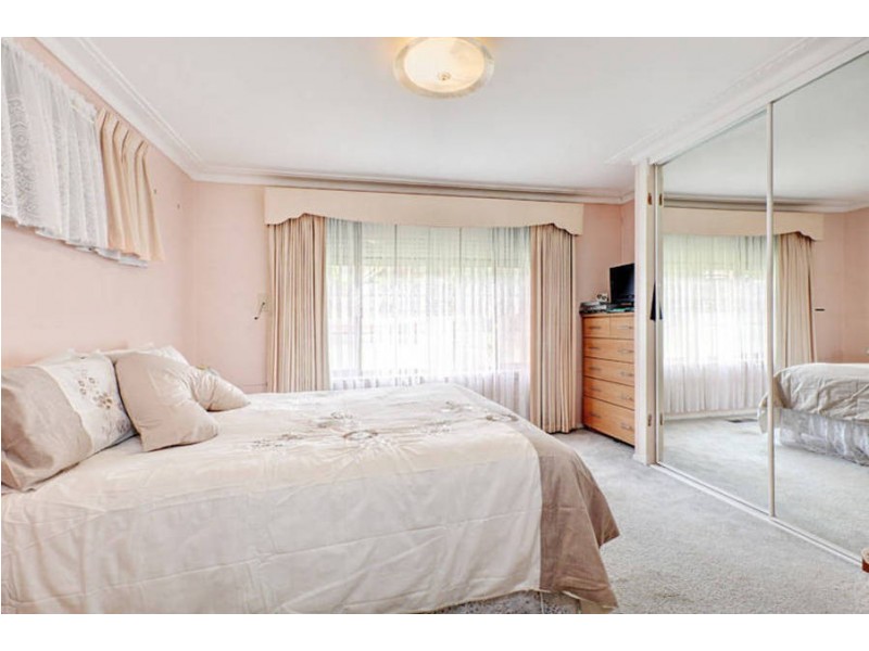 21 Centre Way, Glenroy VIC 3046