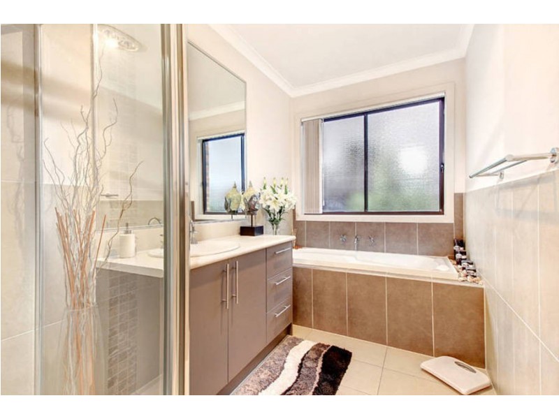 250a Hilton Street, Glenroy VIC 3046