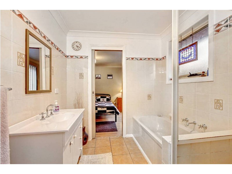 13a North Street, Hadfield VIC 3046