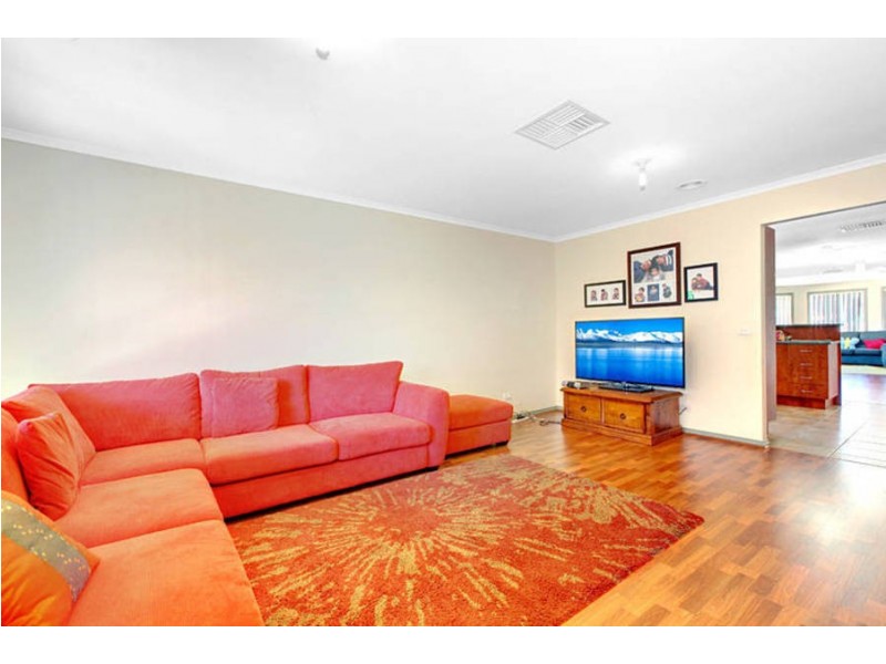 59 LIMPOPA SQUARE, Roxburgh Park VIC 3064