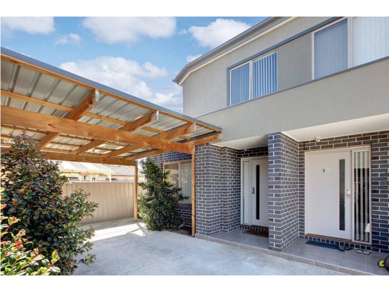 2/106 Middle Street, Hadfield VIC 3046