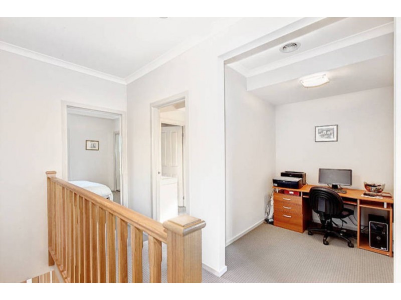 2/106 Middle Street, Hadfield VIC 3046