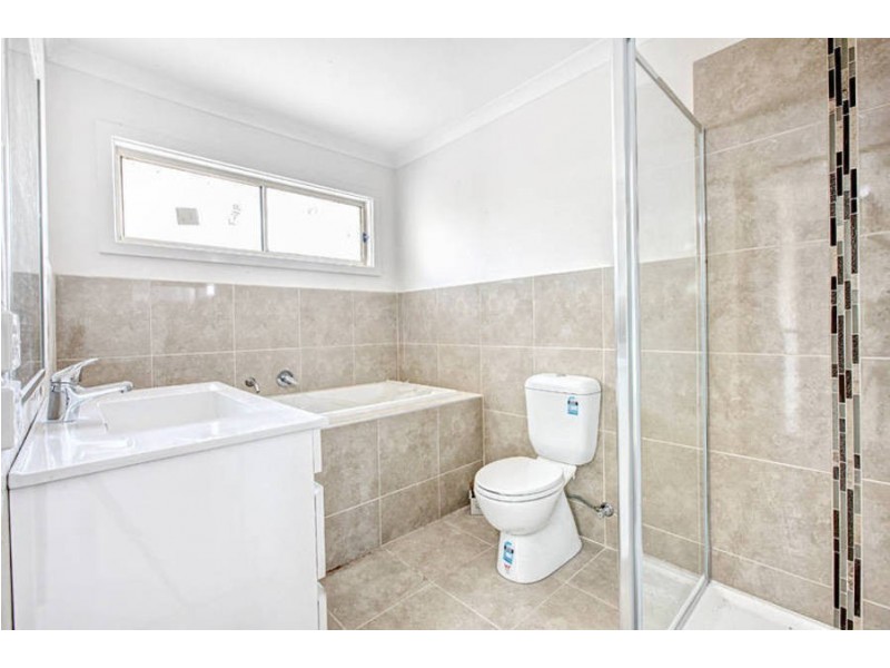 3/8 Knight Court, Meadow Heights VIC 3048