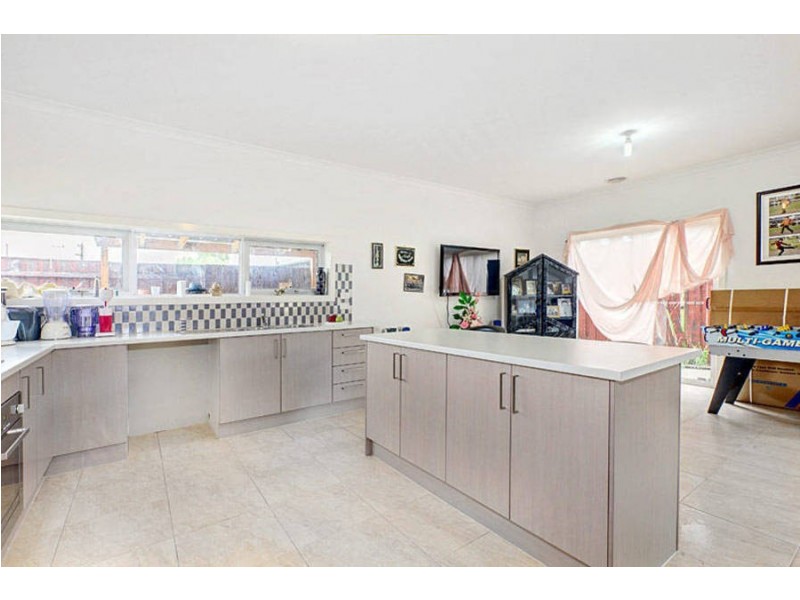 5A Antwerp Street, Dallas VIC 3047