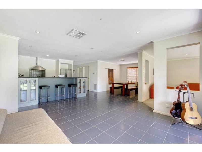 64 Jukes Road, Fawkner VIC 3060