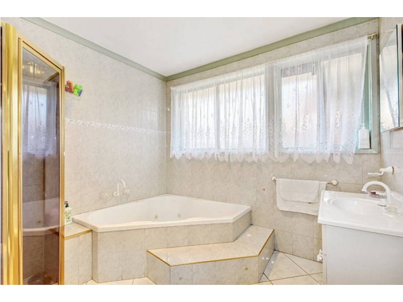 11 Poplar Court, Campbellfield VIC 3061