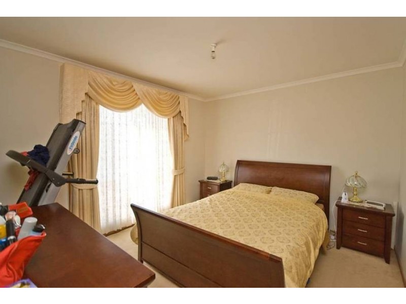 19 Burgan Place, Meadow Heights VIC 3048