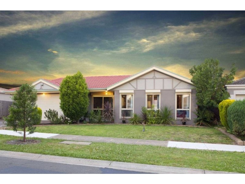 37 Stainsby Crescent, Roxburgh Park VIC 3064