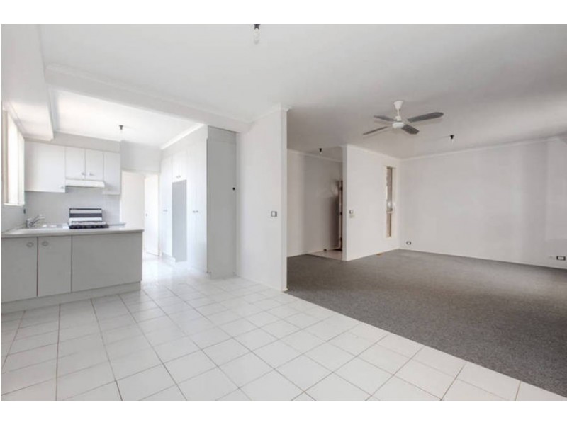 15 Elder Close, Meadow Heights VIC 3048