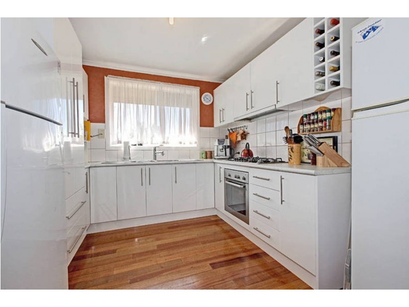 13 Kosciusko Court, Lalor VIC 3075