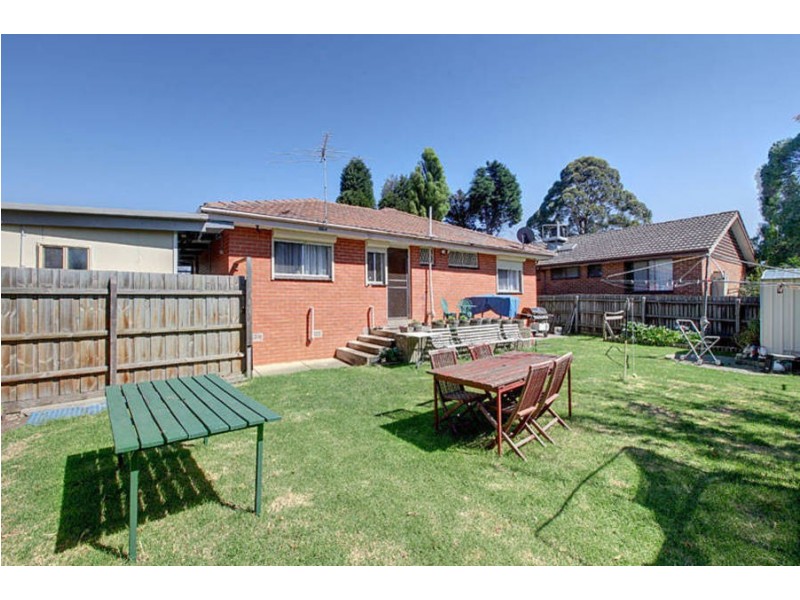 13 Kosciusko Court, Lalor VIC 3075