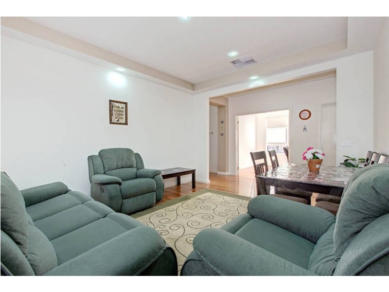 4 Somersby Road, Craigieburn VIC 3064