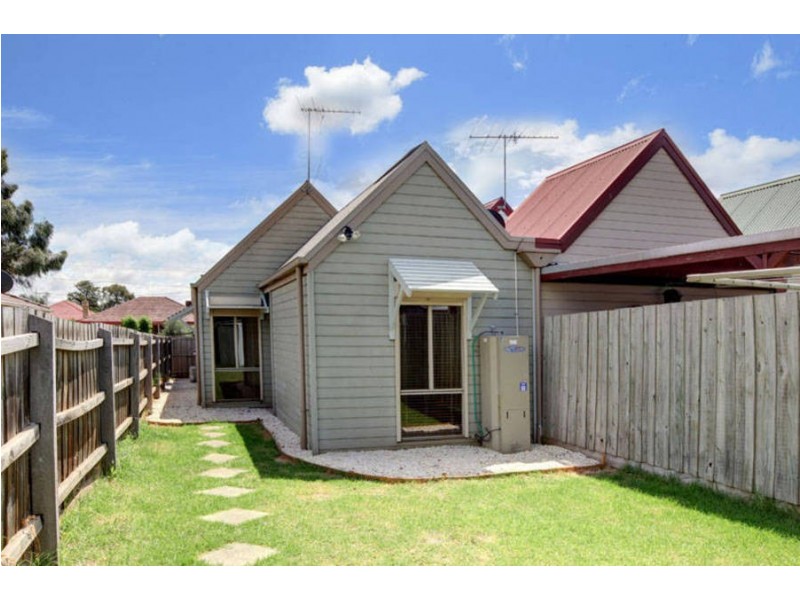 3/17 Sherwood Street, Hadfield VIC 3046