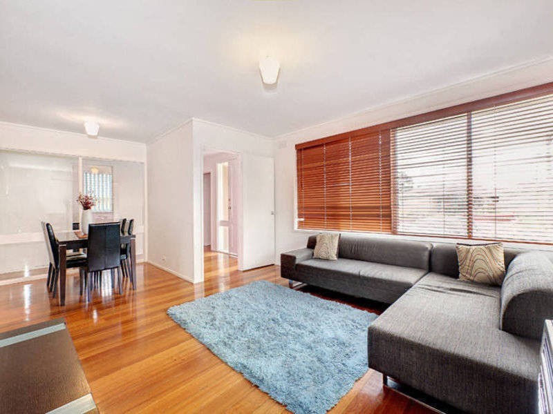 17 Tooradin Avenue, Dallas VIC 3047