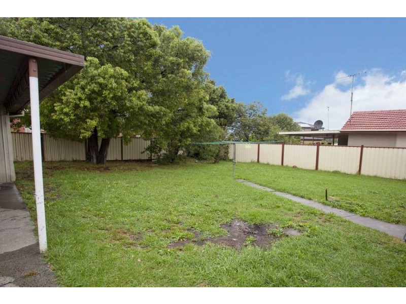 24 Benella Street, Dallas VIC 3047