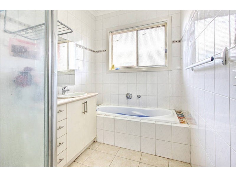 2/11 Martell Street, Broadmeadows VIC 3047