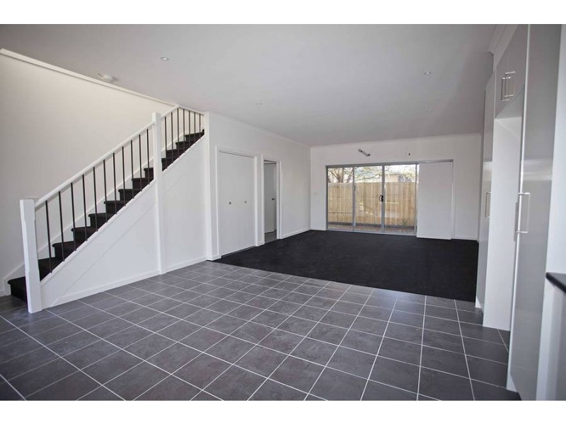 2/26 Ernest Street, Broadmeadows VIC 3047
