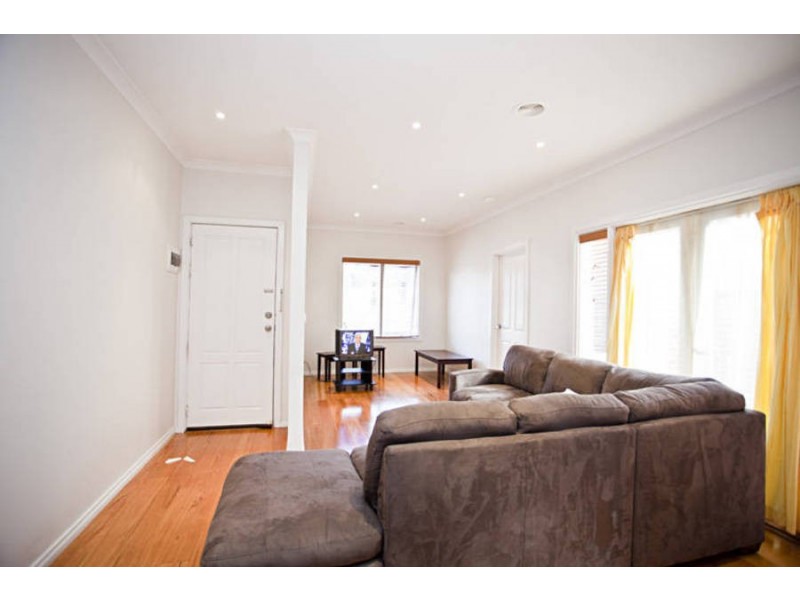1/7 Bates Court, Jacana VIC 3047