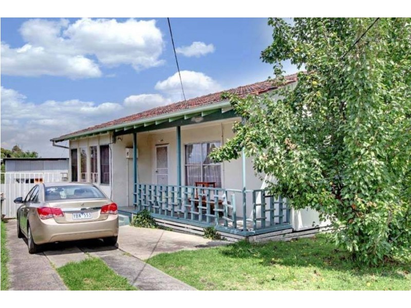 10 Warragul Street, Dallas VIC 3047
