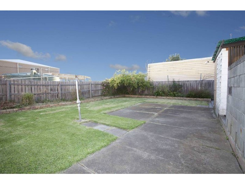 87 South Street, Hadfield VIC 3046