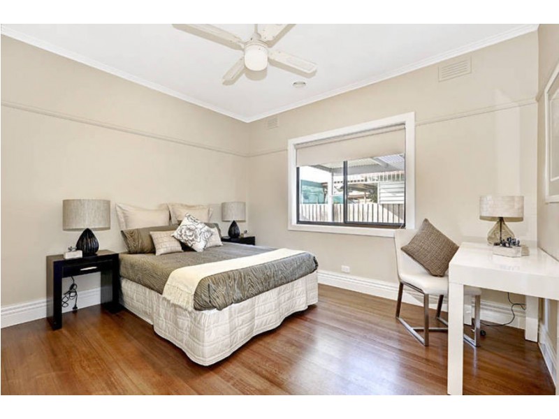 24 Talbot Street, Hadfield VIC 3046