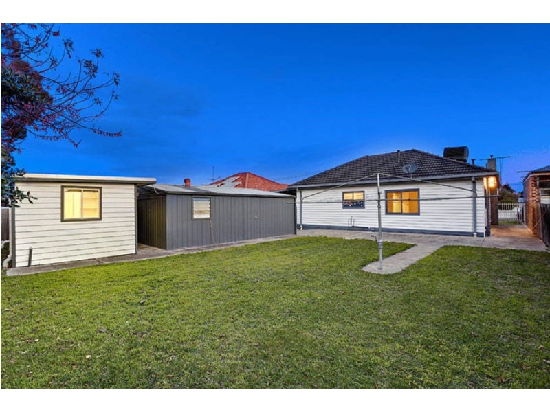 24 Talbot Street, Hadfield VIC 3046