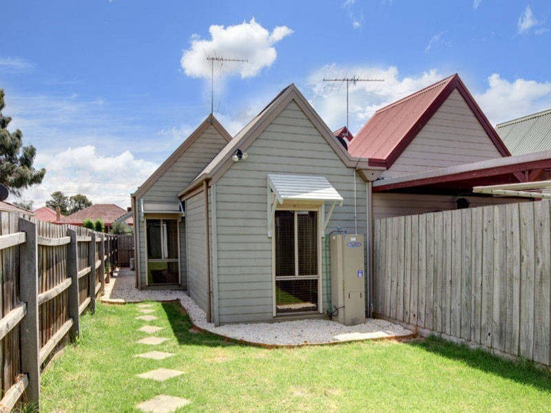 3/17 Sherwood Street, Glenroy VIC 3046