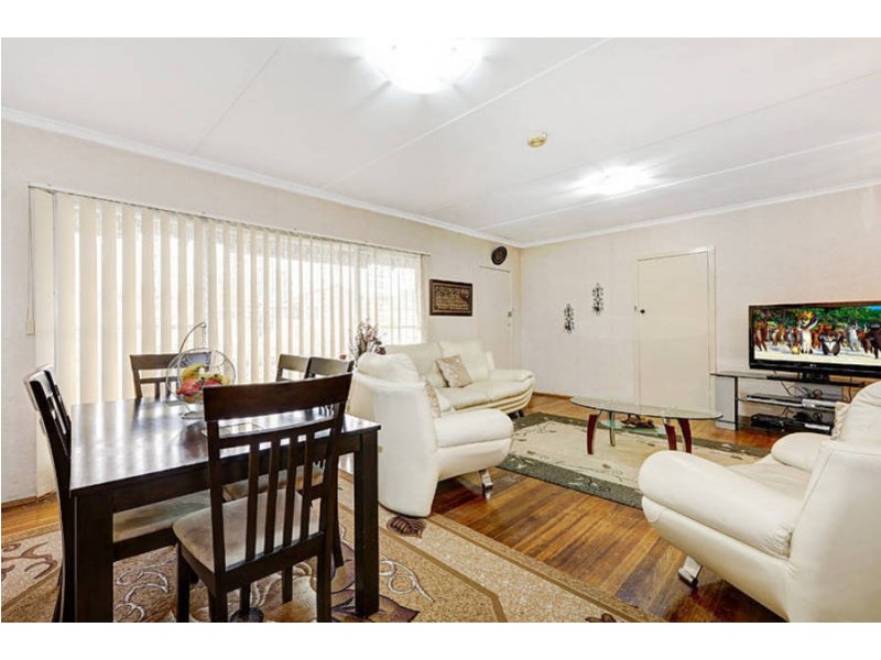 4 Ouyen Court, Dallas VIC 3047