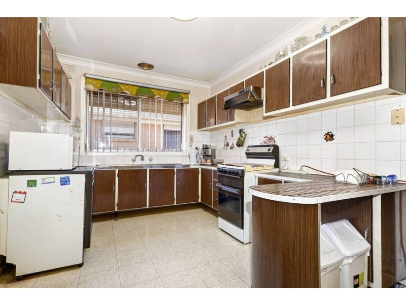 13 Lowson Street, Fawkner VIC 3060