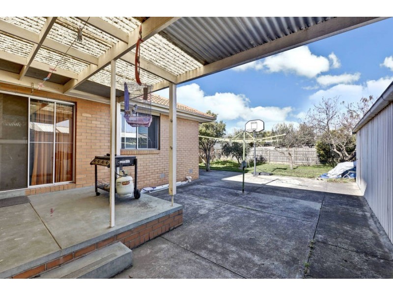 13 Lowson Street, Fawkner VIC 3060