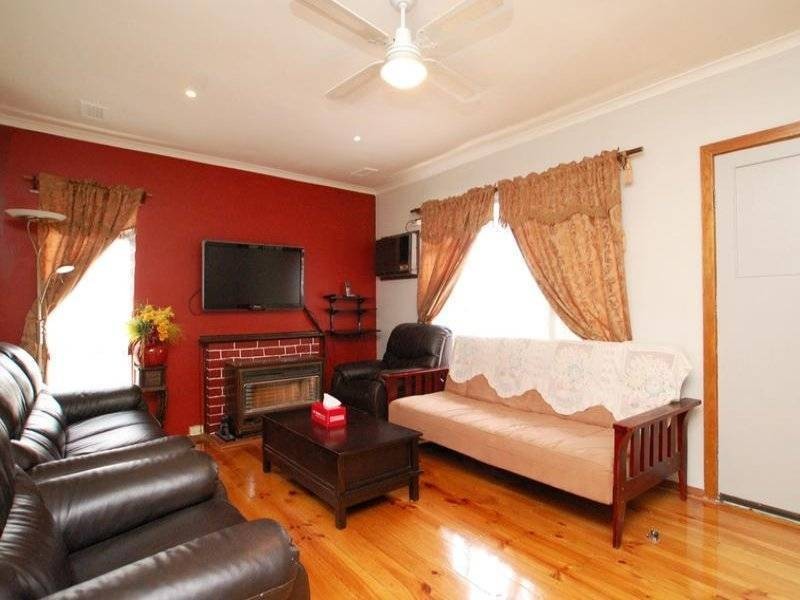 3 Rowan Street, Glenroy VIC 3046
