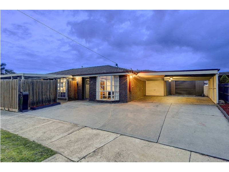2 Hook Court, Craigieburn VIC 3064
